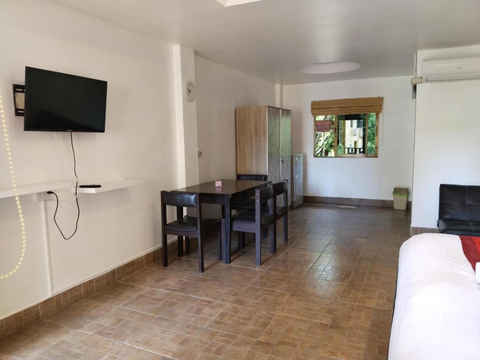 Phratamnak - 100 Meter From Apartment *