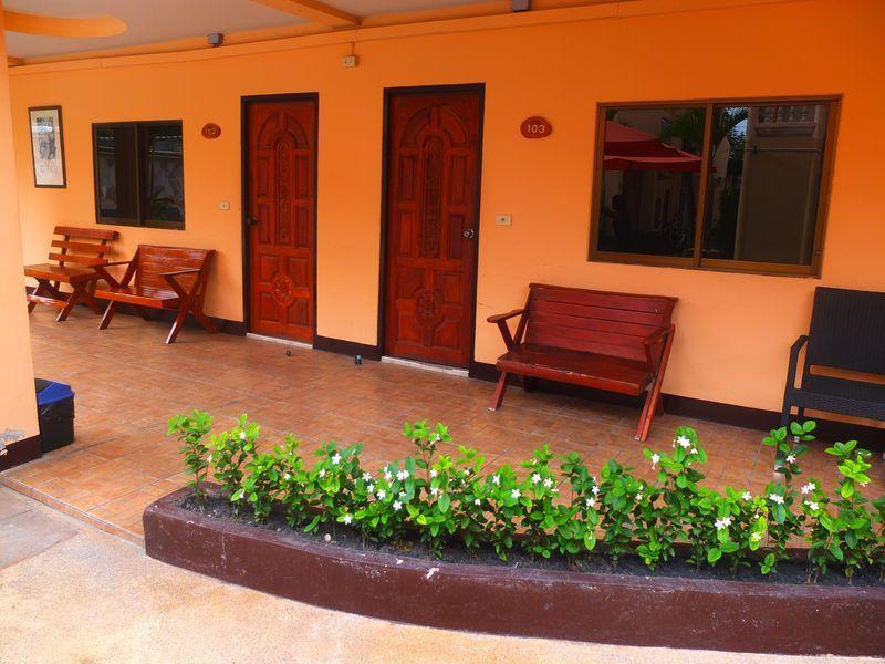 Apartment Phratamnak - 100 Meter From *
